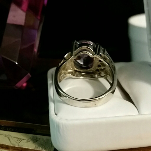 NWOT Solid 925 Sterling & Amethyst Ring Size 9.5 - Picture 4 of 8